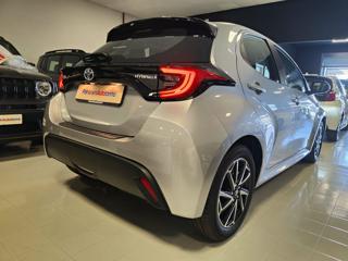 TOYOTA Yaris usata, con Autoradio