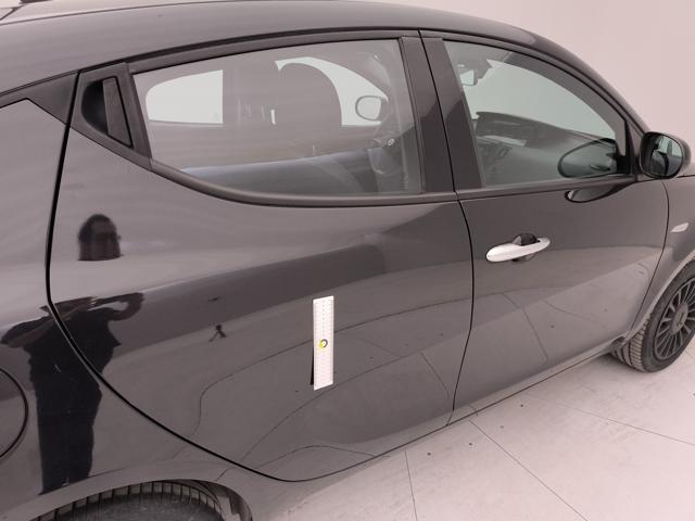 LANCIA Ypsilon usata 38