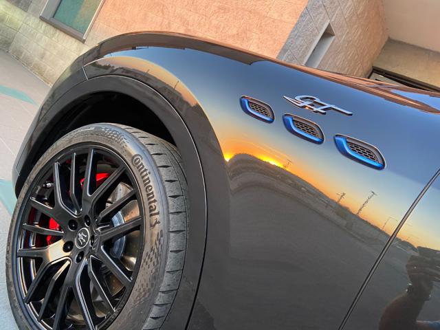 MASERATI Levante usata, con Supporto lombare