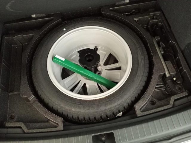 SKODA Karoq usata, con Servosterzo