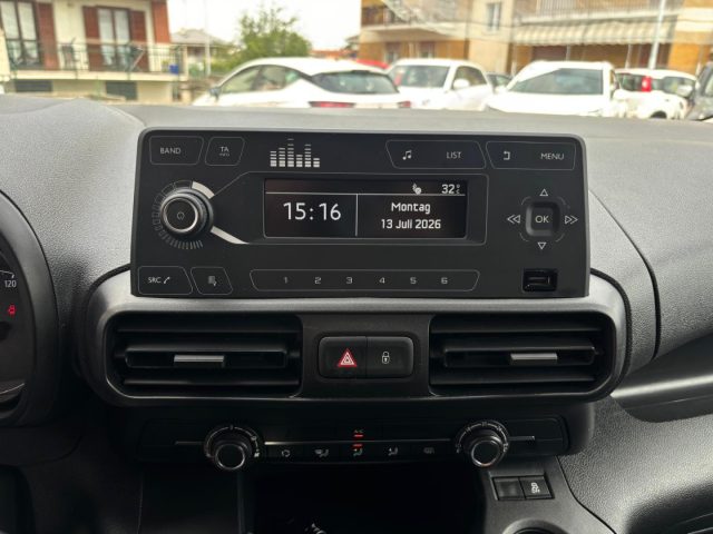 OPEL Combo usata, con Controllo elettronico della corsia