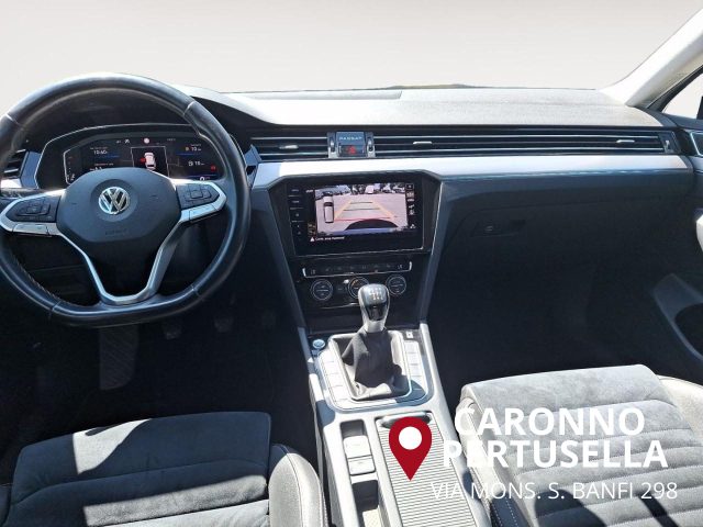 VOLKSWAGEN Passat Variant usata, con Climatizzatore