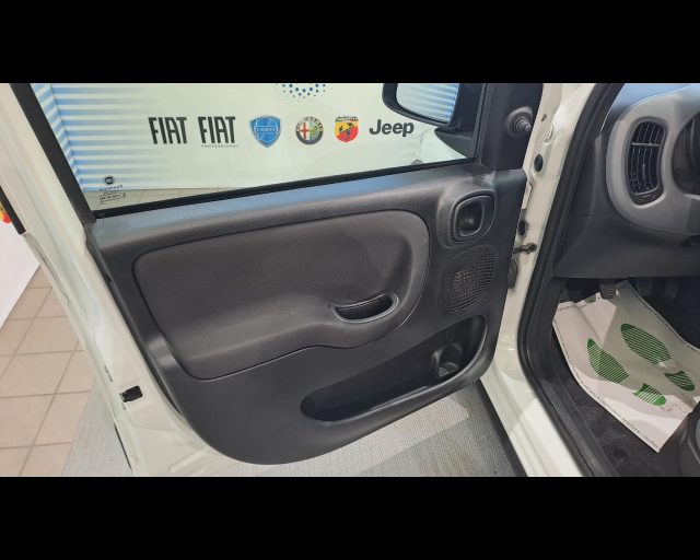 FIAT New Panda usata 17