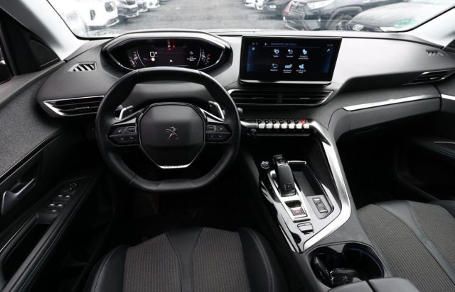 PEUGEOT 5008 usata, con Servosterzo