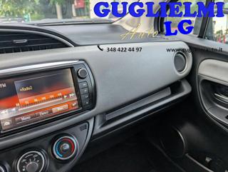 TOYOTA Yaris usata, con Volante multifunzione
