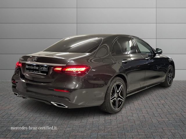 MERCEDES-BENZ E 300 usata, con Airbag