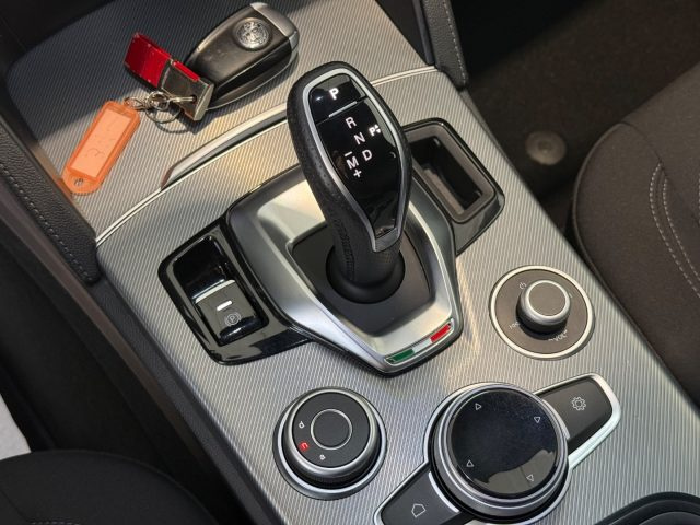 ALFA ROMEO Stelvio usata, con Telecamera per parcheggio assistito