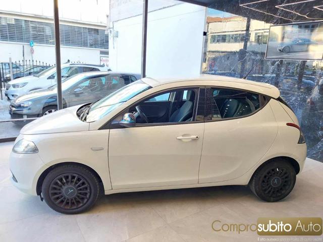 LANCIA Ypsilon usata, con Controllo trazione