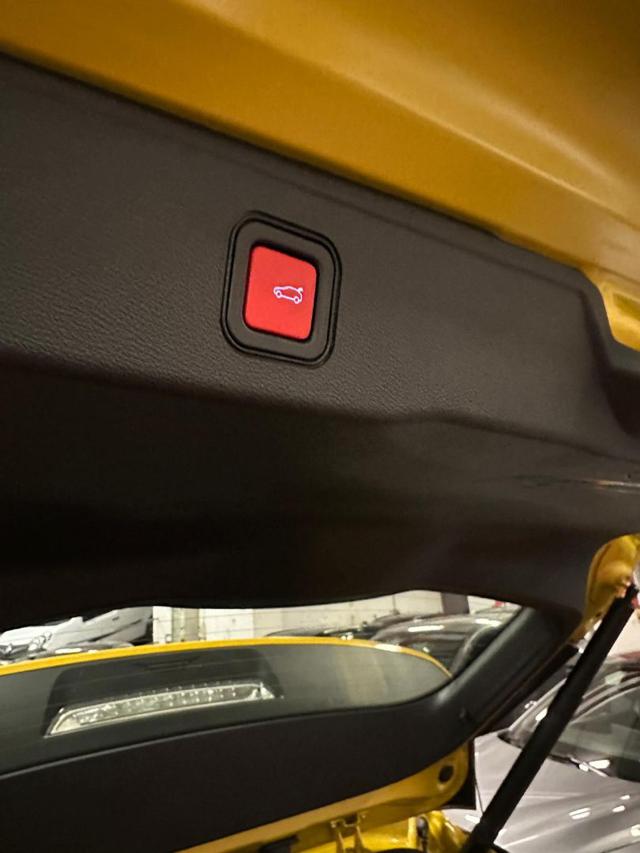 JEEP Avenger usata, con Bracciolo