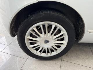 LANCIA Ypsilon usata, con Servosterzo