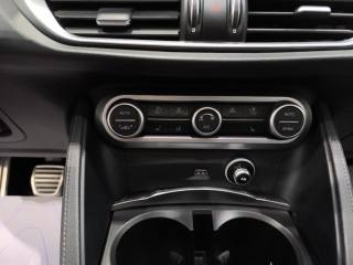 ALFA ROMEO Stelvio usata, con Tettuccio apribile