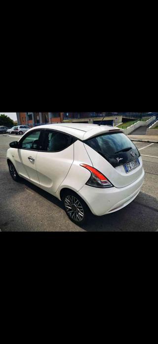 LANCIA Ypsilon usata, con Controllo trazione