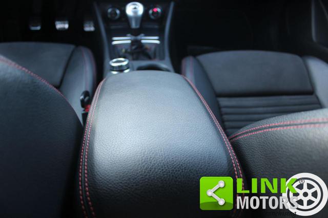 MERCEDES-BENZ GLA 200 usata, con Leve al volante