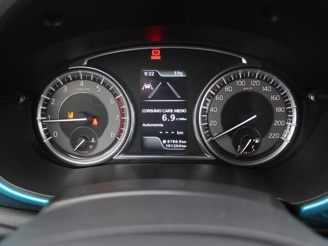 SUZUKI Vitara usata, con Touch screen