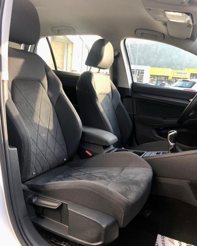 VOLKSWAGEN Golf usata, con Sensore di luce