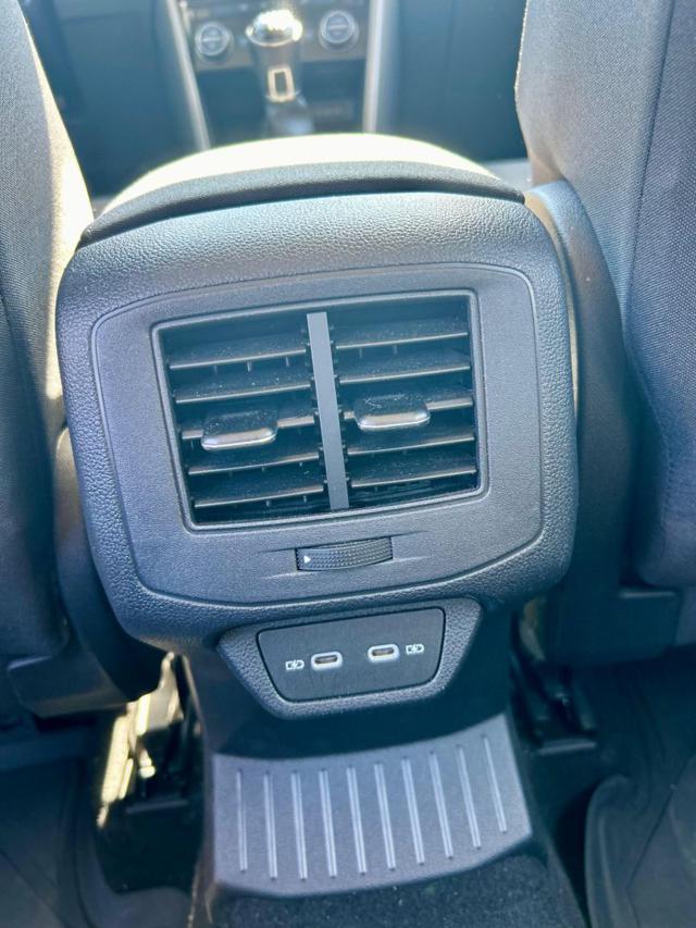 VOLKSWAGEN T-Roc usata, con Specchietti laterali elettrici