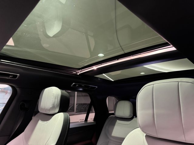 LAND ROVER Range Rover Sport usata, con Luci diurne LED