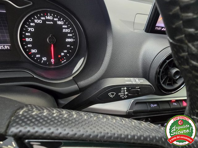 AUDI Q2 usata, con Sensori di parcheggio posteriori