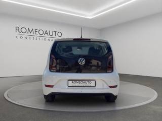 VOLKSWAGEN up! usata, con Autoradio