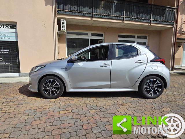 TOYOTA Yaris usata, con Hill holder