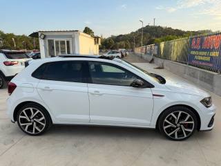 VOLKSWAGEN Polo usata, con Autoradio