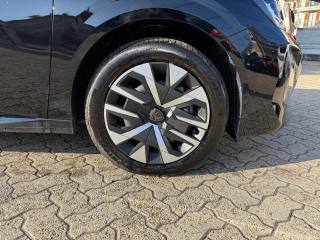 PEUGEOT 208 usata, con Autoradio