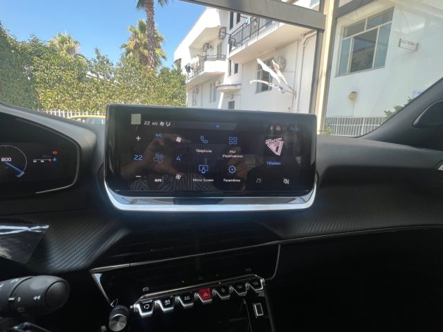 PEUGEOT 2008 usata, con Lettore CD