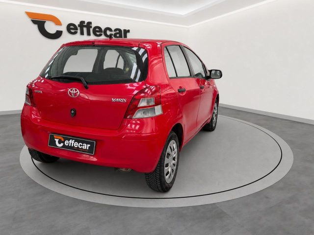 TOYOTA Yaris usata, con Alzacristalli elettrici