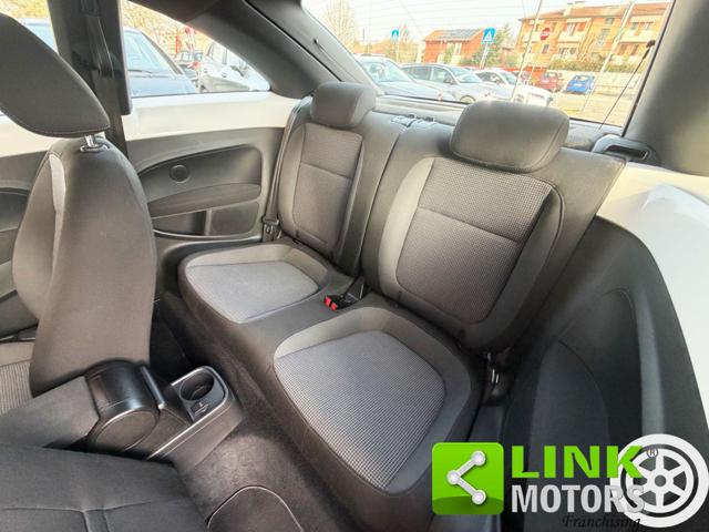 VOLKSWAGEN Maggiolino usata, con Volante in pelle