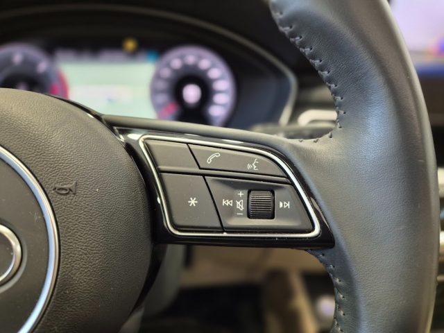 AUDI A4 usata, con Regolazione elettrica sedili