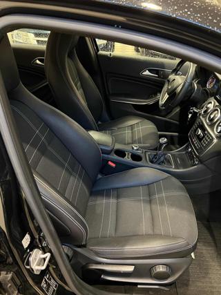 MERCEDES-BENZ A 180 usata, con Cronologia tagliandi