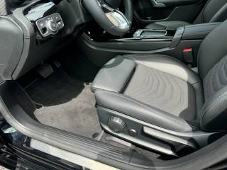 MERCEDES-BENZ A 180 usata, con Sedili riscaldati