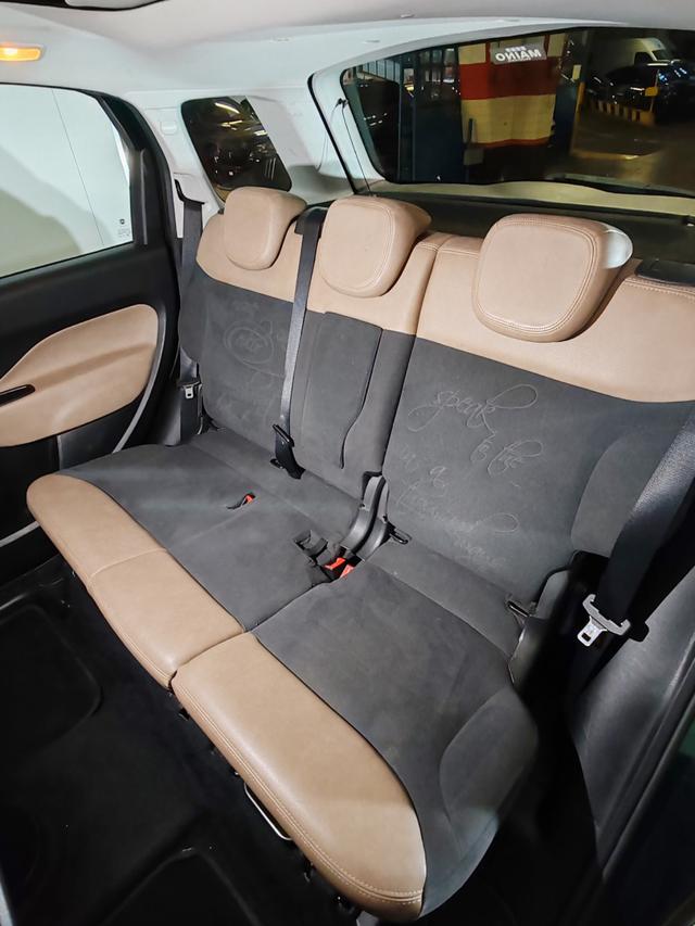 FIAT 500L usata, con USB