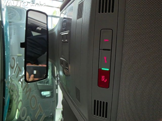 VOLKSWAGEN T-Cross usata, con Autoradio