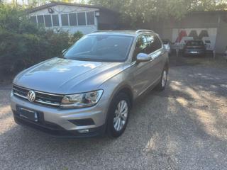 VOLKSWAGEN Tiguan usata, con Airbag laterali