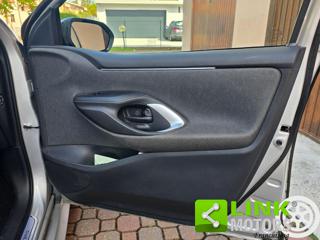 TOYOTA Yaris usata, con Luci diurne LED