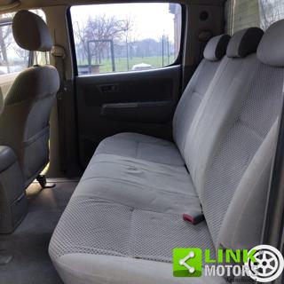 TOYOTA Hilux usata 16