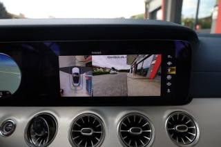 MERCEDES-BENZ E 220 usata, con Fari full-led