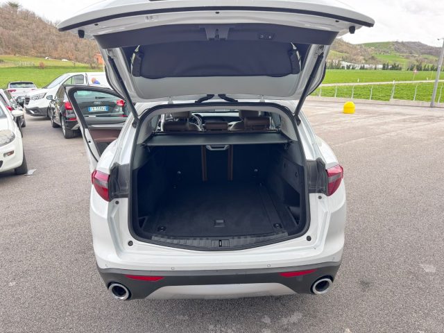 ALFA ROMEO Stelvio usata, con Servosterzo