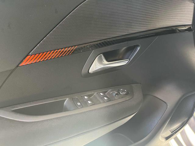 PEUGEOT 208 usata, con Climatizzatore