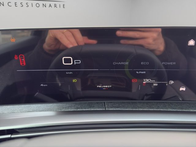 PEUGEOT 5008 usata, con Controllo elettronico della corsia