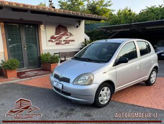 TOYOTA Yaris 1.0i 16V cat 5 porte Sol GOMMATA! NEOPATENTATI!