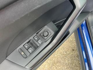 VOLKSWAGEN T-Cross usata, con Alzacristalli elettrici