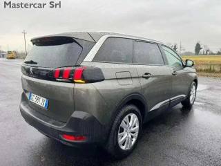 PEUGEOT 5008 usata, con Autoradio