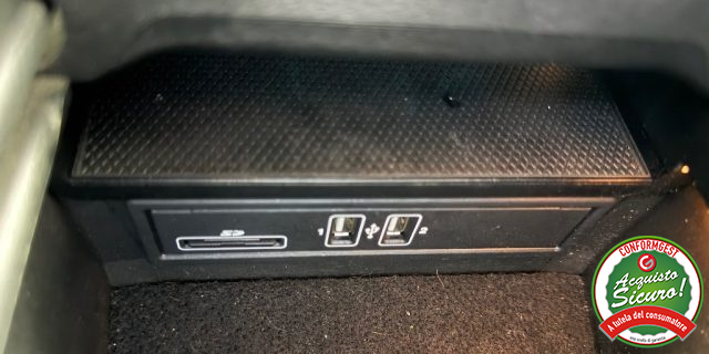 MERCEDES-BENZ C 220 usata, con Sistema di navigazione