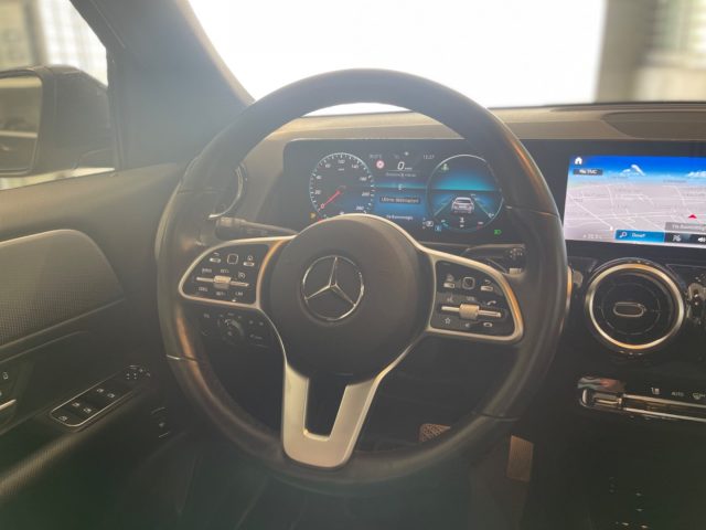 MERCEDES-BENZ GLB 200 usata, con Bluetooth