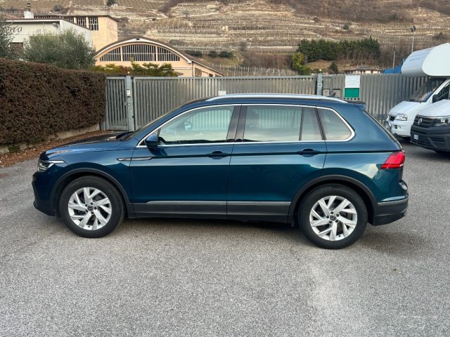 VOLKSWAGEN Tiguan usata, con Autoradio