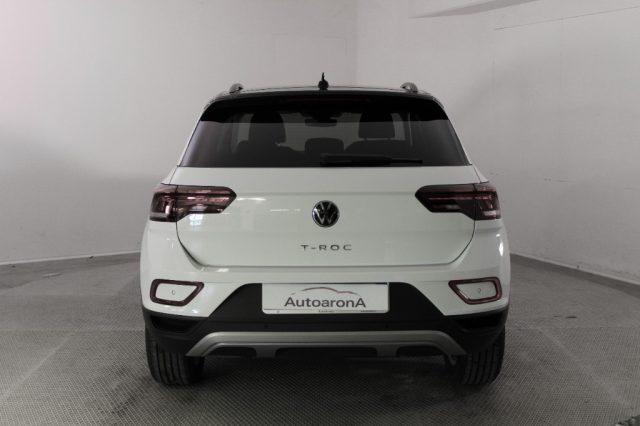 VOLKSWAGEN T-Roc usata, con Autoradio