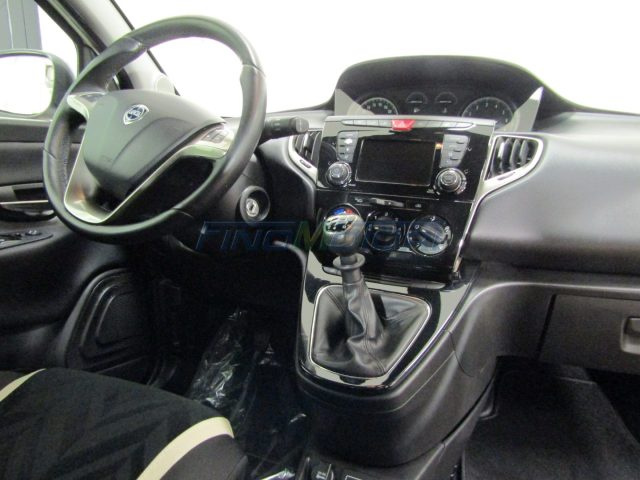 LANCIA Ypsilon usata, con Boardcomputer