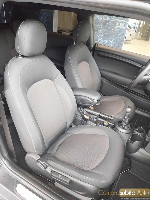 MINI One usata, con Park Distance Control